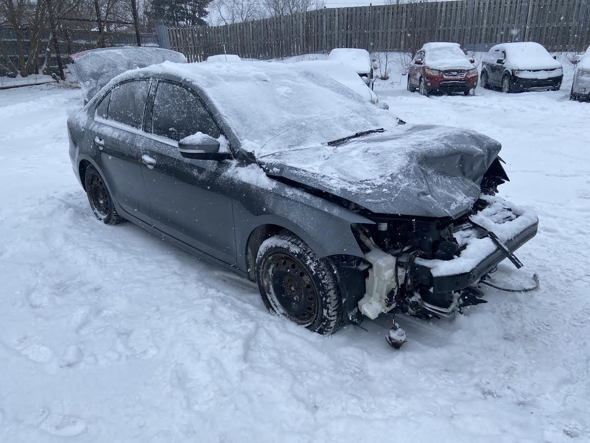Used OEM A/C Compressor fits 2013-2014 VW Jetta 5K0820803