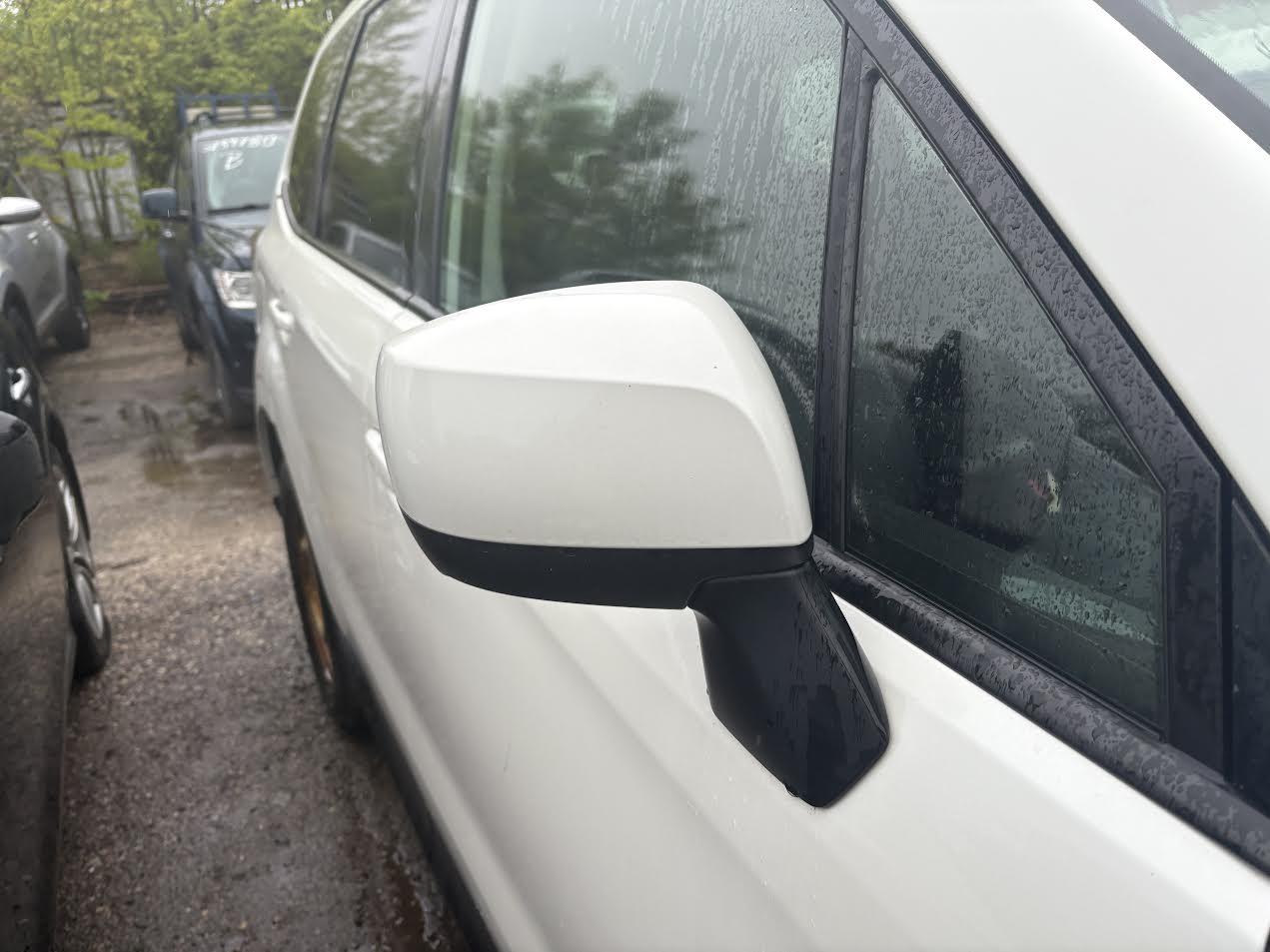 Used OEM RH Passenger Side Door Mirror fits 2017-2018 Subaru Forester 91036SG931