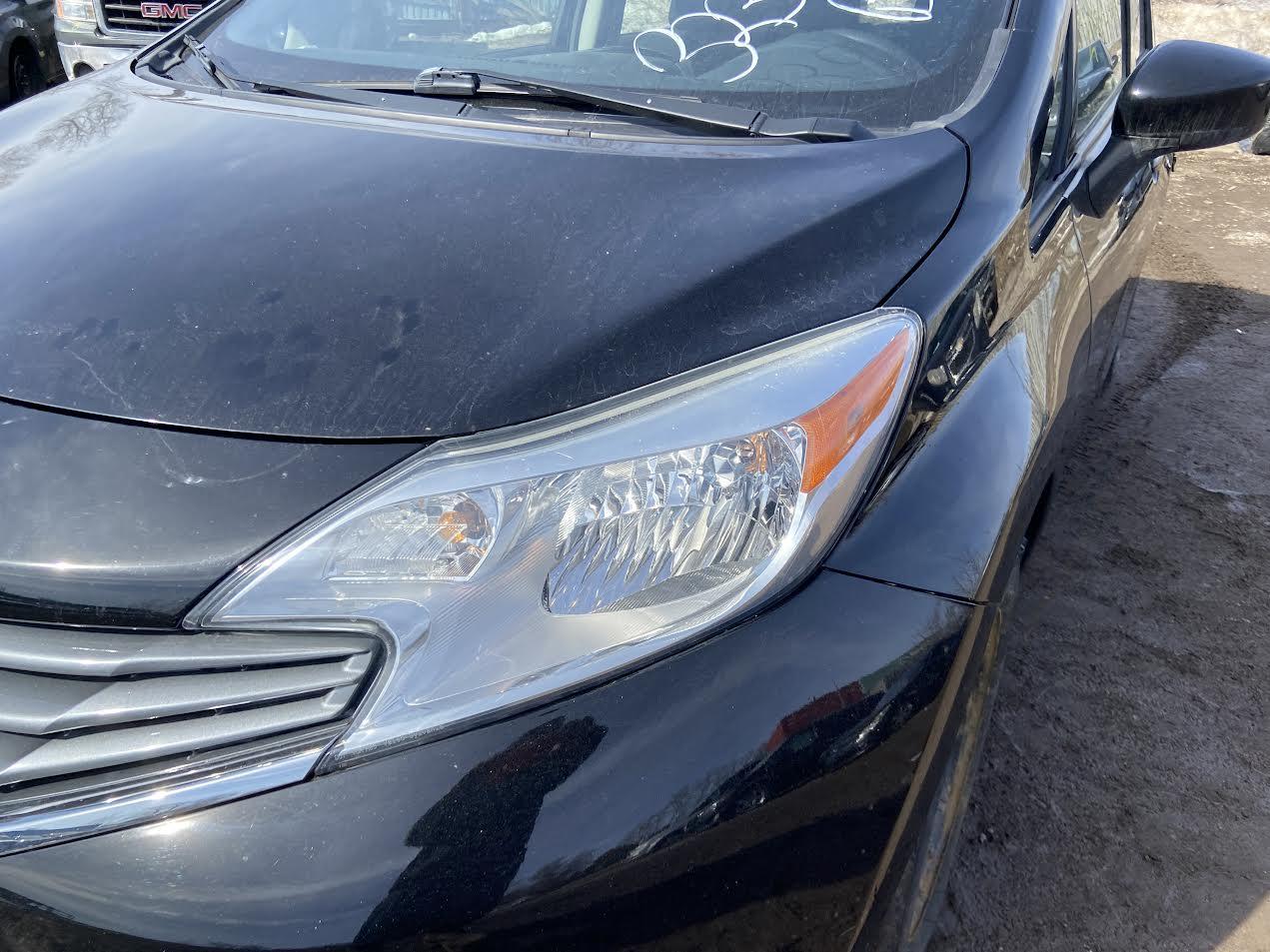 Used OEM Driver Side Headlight fits 2014-2016 Nissan Versa Note Hatchback 260603WC0A