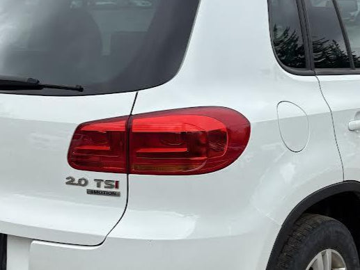 Used OEM RH Tail light fits 2012-2018 Volkswagen Tiguan 5N0945096R