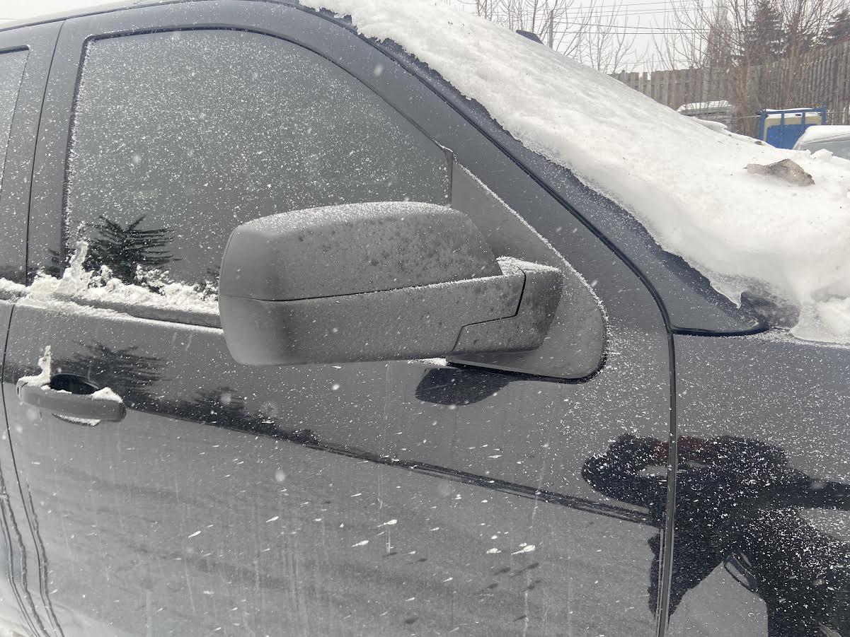 Used OEM RH Passenger Door Mirror 2014-2015 Chevrolet Silverado, GMC Sierra 84342030