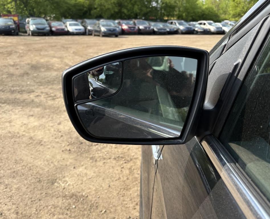 Used OEM LH Driver Door Mirror w/o blind spot alert, w/heated, w/o puddle lamp fits 2013-2016 Ford Escape