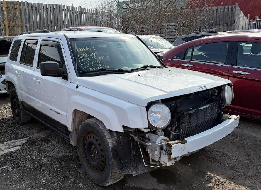 Used OEM A/V Equipment w/o Satellite Radio fits 2013-2017 Jeep Patriot/Compass 68282482AA 68282482AB