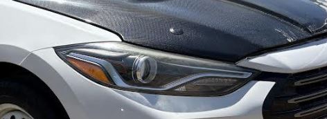 Used OEM RH Passenger side Halogen Headlight wIth bumper mounted LED fits 2017-2018 Hyundai Elantra Sedan 92102F2050, 92102F3010