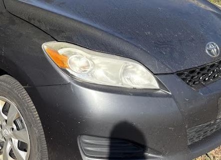 Used OEM RH Headlight fits 2009-2014 Toyota Matrix 8111002650