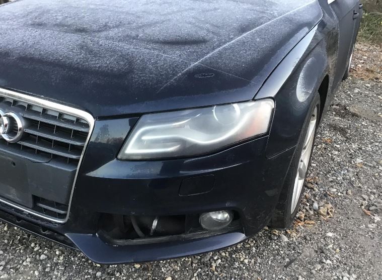 Used OEM Driver side Head lights fits 2009-2012 Audi A4 S4 8K0941029E 8K0941029R