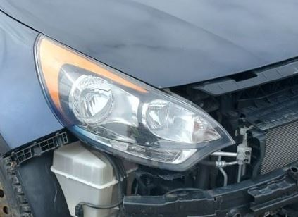 Used OEM Passenger Side Headlight fits 2012-2017 Kia Rio Hatchback EX/LX 921021W340