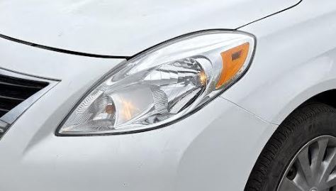 Used OEM LH Driver Side Headlight fits 2012-2014 Nissan Versa Sedan 260603AN0B