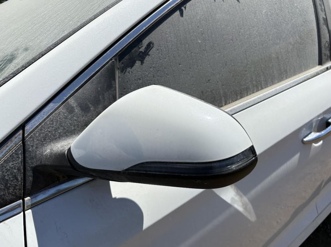 Used OEM LH Driver side Door Mirror Power w/turn signal w/o memory fits 2018-2019 Hyundai Sonata