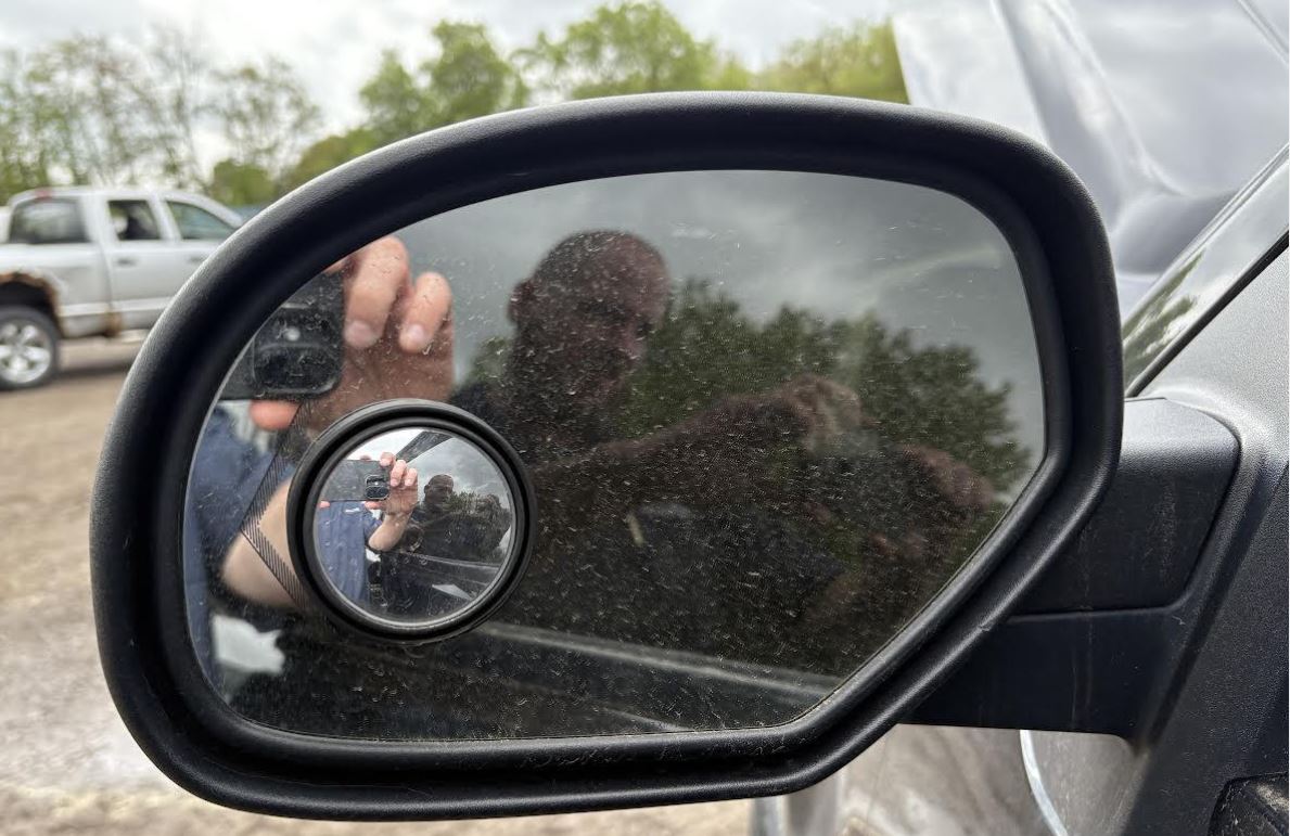 Used OEM LH Driver Door Mirror w/o wide loading extending fits 2009-2014 Yukon 1500/2500, Tahoe, Suburban 1500/2500