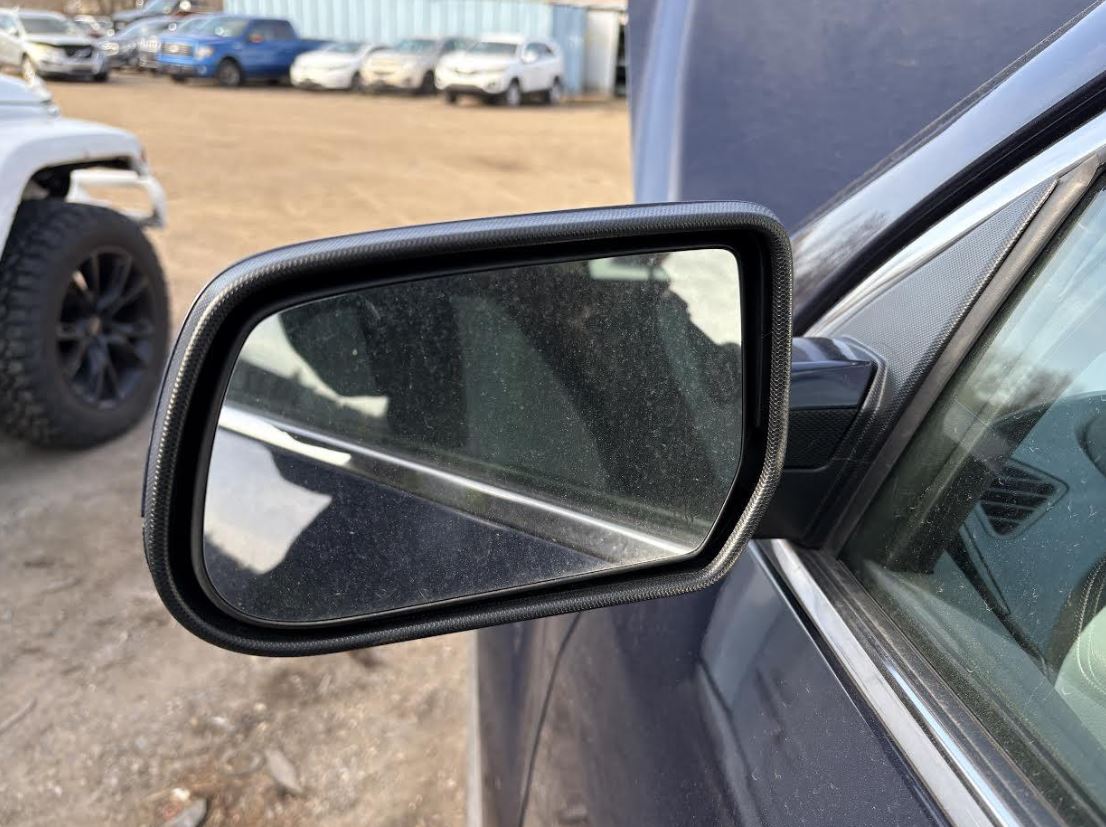 Used OEM LH Driver Door Mirror W/O blind spot fits 2015-2017 GMC Terrain/Chevrolet Equinox