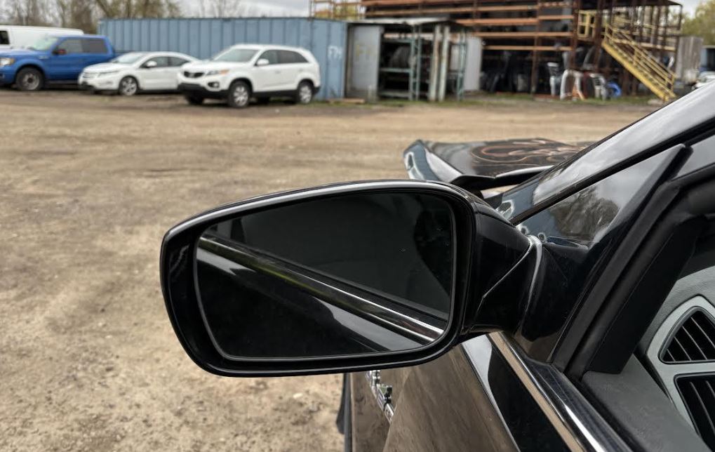 Used OEM LH Driver Door Mirror fits 2011-2015 Hyundai Sonata 876104R030
