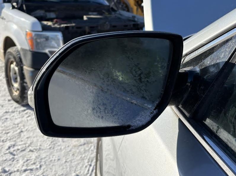 Used OEM LH Driver Door Mirror w/ Turn Signal w/o blind spot fits 2013-2016 Hyundai Santa Fe 87610B8034, 876104Z005