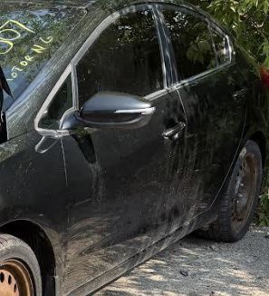 Used OEM LH Side Door Mirror power folding w/o courtesy fits 2014-2016 Kia Forte 87610A7270
