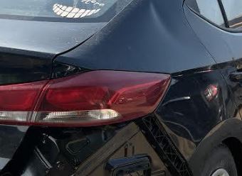 Used OEM RH Passenger Side Taillight fits 2017-2018 Hyundai Elantra Sedan 92402F3000