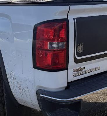 Used OEM LH Taillight fits 2014-2015 Sierra 1500/Denali 1500, 2015 Sierra/Denali 2500/3500 23141276