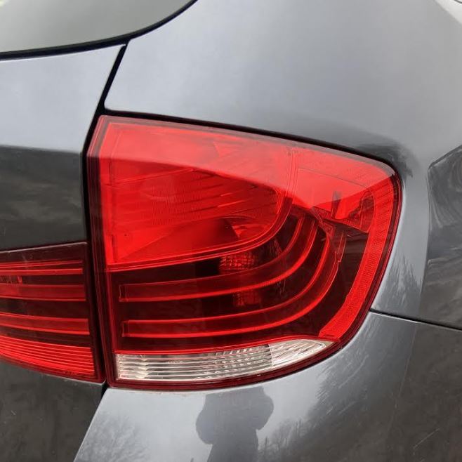 Feu arrière droit d'occasion pour BMW X1 2012-2015 (référence : 63212990112)