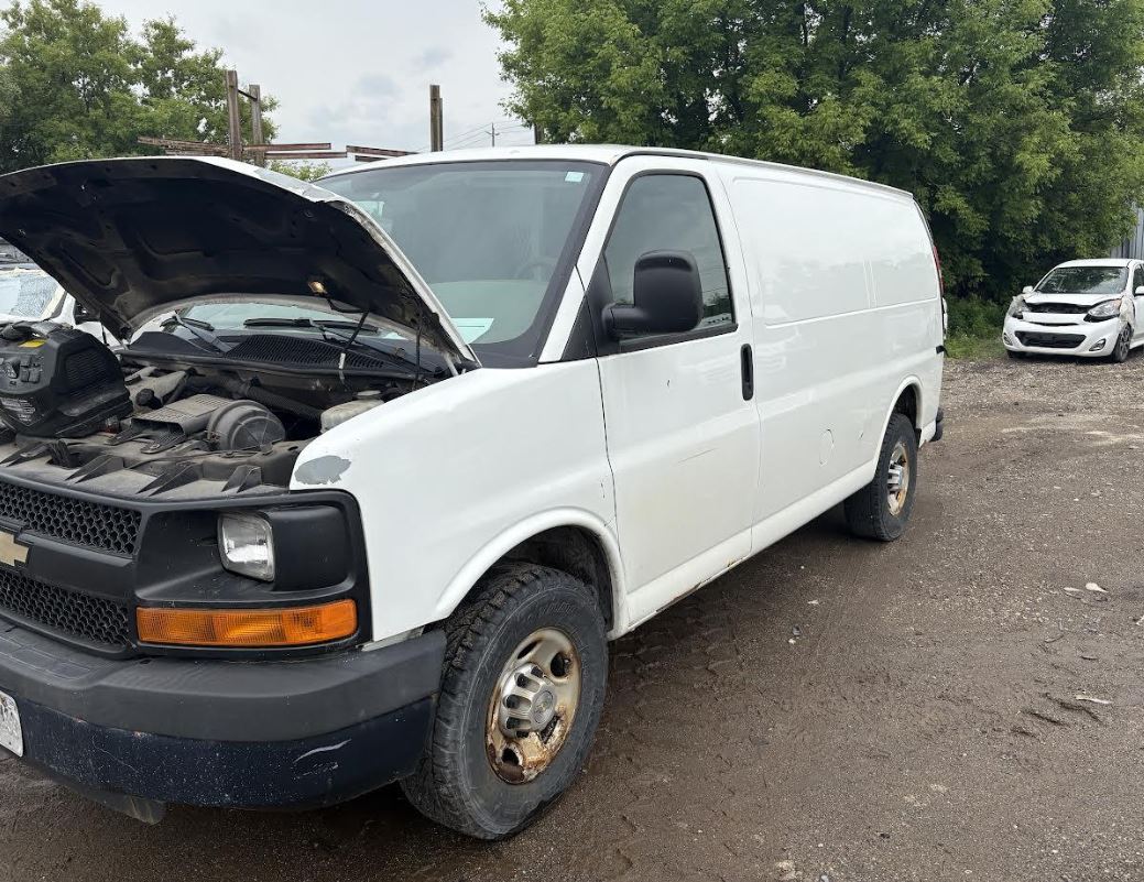 Used OEM LH Driver Door Mirror fits 2008-2014 Express/Savana 1500, 2008-2024 Express/Savana2500/3500