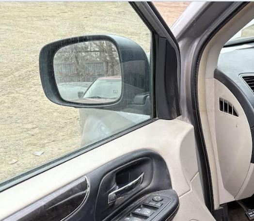 Used OEM LH Driver Door Mirror w/o blind spot alert fits 2011-2016 Chrysler Town & Country 1AB731BUAJ