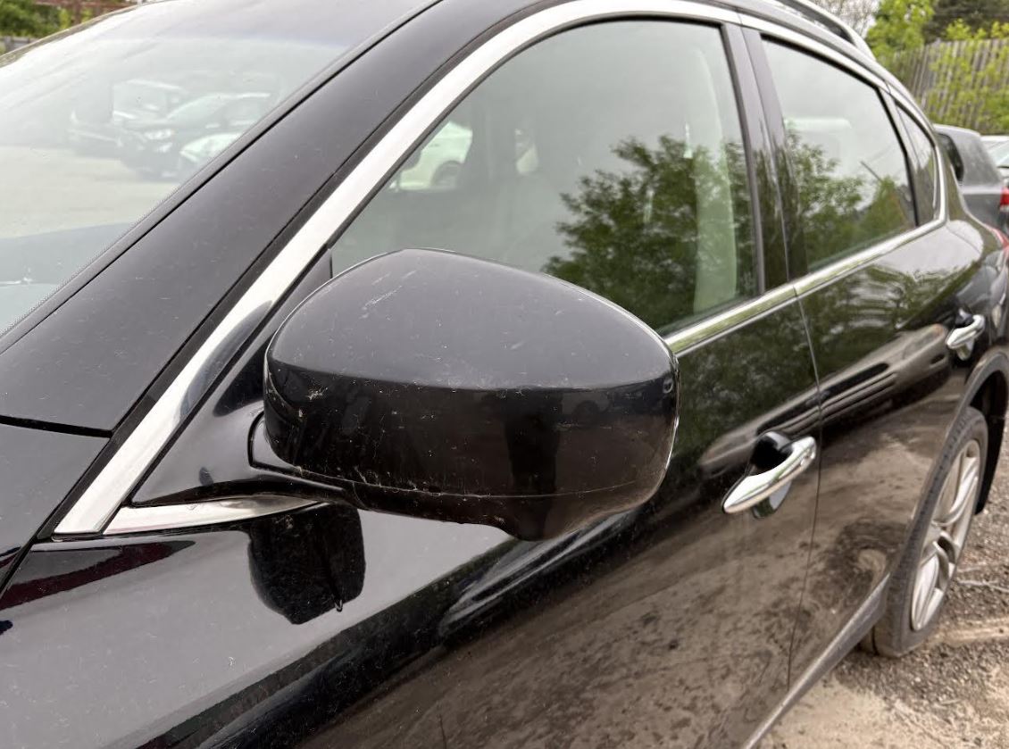 Used OEM LH Driver Door Mirror w/navigation, surround view fits 2008-2012 Infiniti EX35, 2013 Infiniti EX37, 2014-2015 Infiniti QX50