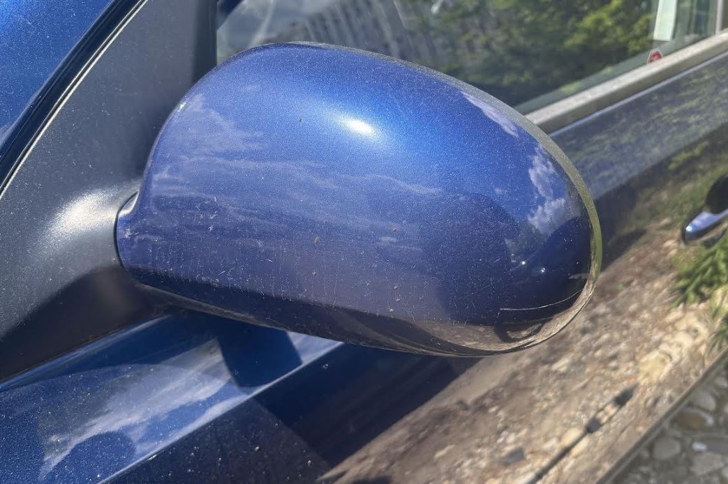 Used OEM LH Driver Door Mirror fits 2009-2012 Hyundai Elantra 876102L910