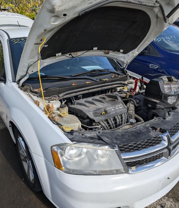 Démarreur OEM d'occasion pour Dodge Avenger Chrysler 200 2011-2014, Dodge Journey 2012-2017 56029584AA, R6029584AA et RL029584AA