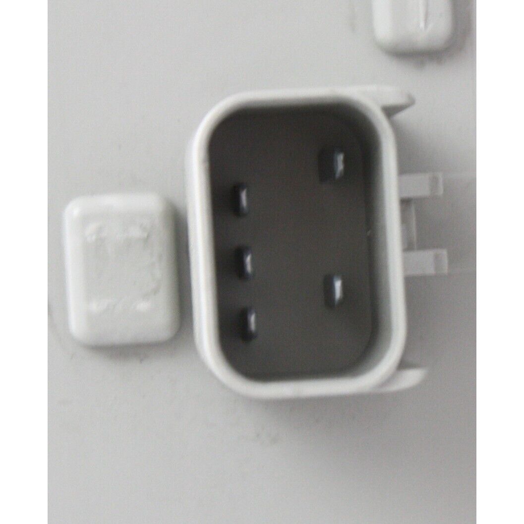 2002-2006 Dodge 1500/2500/3500 Pickup New LH Driver Taillight 55077347AF