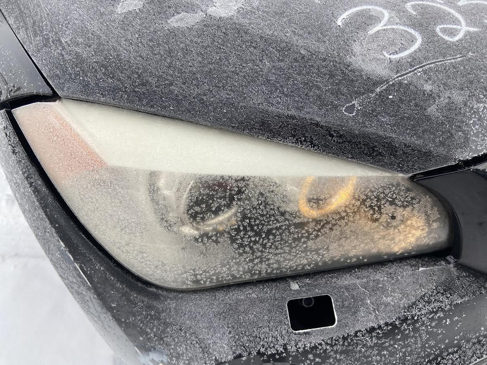Used OEM RH Passenger Side Headlight fits 2012 BMW X1 63112993502