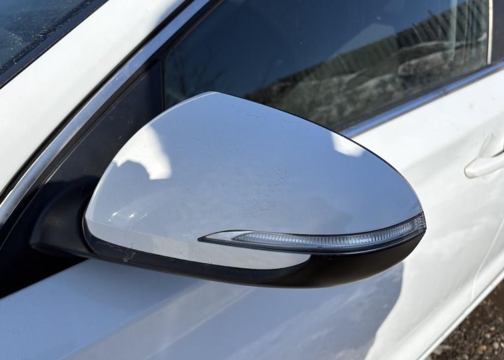 Used OEM LH Driver Door Mirror w/Blind spot mirror fits 2018-2020 Hyundai Elantra Hatchback 87610G3250