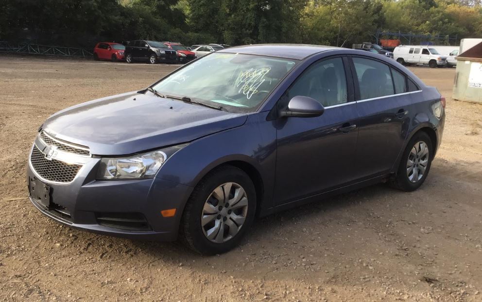 Used OEM L Door Mirror fits 2011-2016 Chevrolet Cruze 19258659