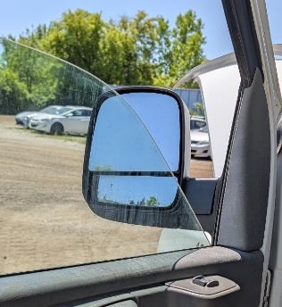 Rétroviseur extérieur gauche d'origine (OEM) d'occasion, compatible avec les modèles Express/Savana 1500 (2008-2014) et Express/Savana 2500/3500 (2008-2024).