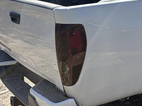 Use OEM RH Passenger Side taillight fits 2004-2012 Chevrolet Colorado GMC Canyon 20825942 8208259420