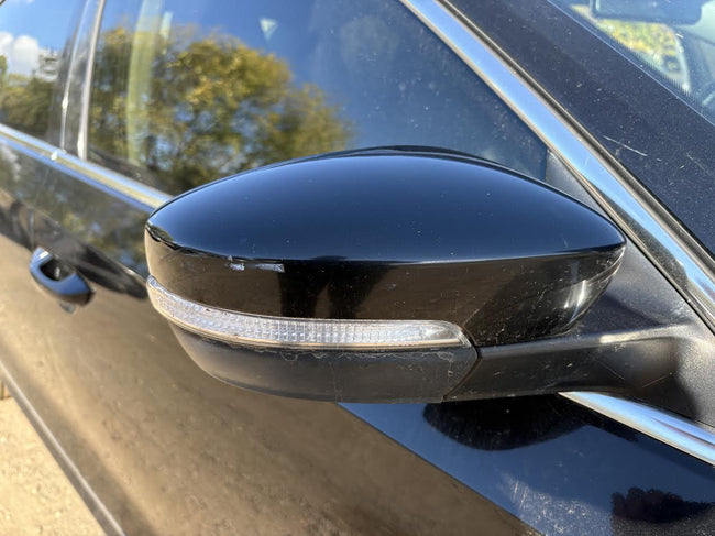 Used OEM R Door Mirror fits 2013-2015 Volkswagen Passat 561857508R9B9 5Z1857538EGRU 561857522A