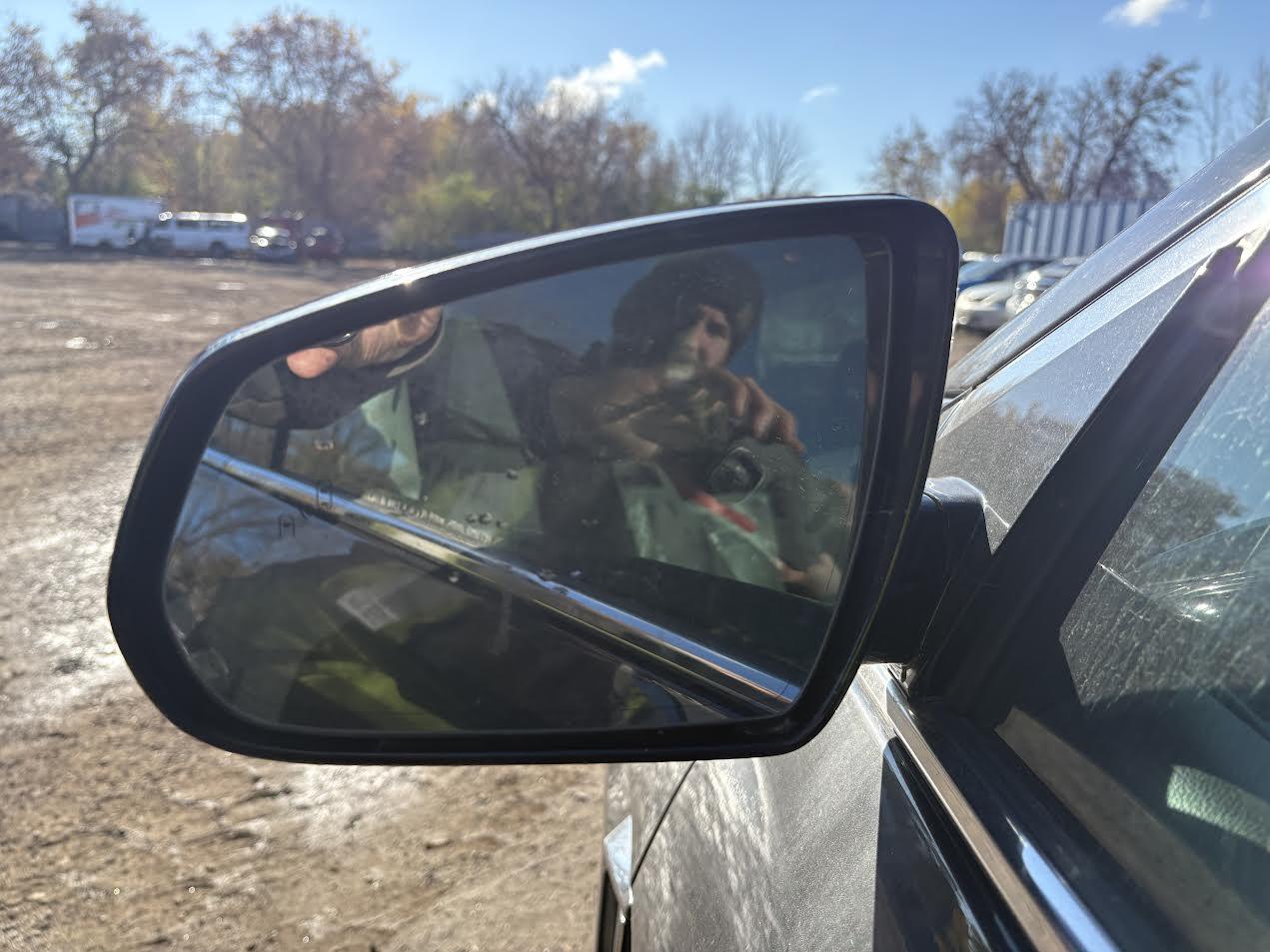 Used OEM LH Driver Door Mirror fits 2013-2015 Cadillac SRX 22847449 20774504 22867271