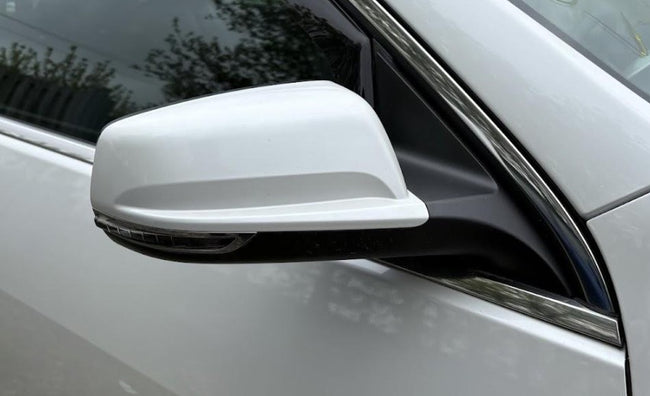 Used OEM R Door Mirror fits 2014-2016 Chevrolet Malibu 23177412, 92221400, 23177384
