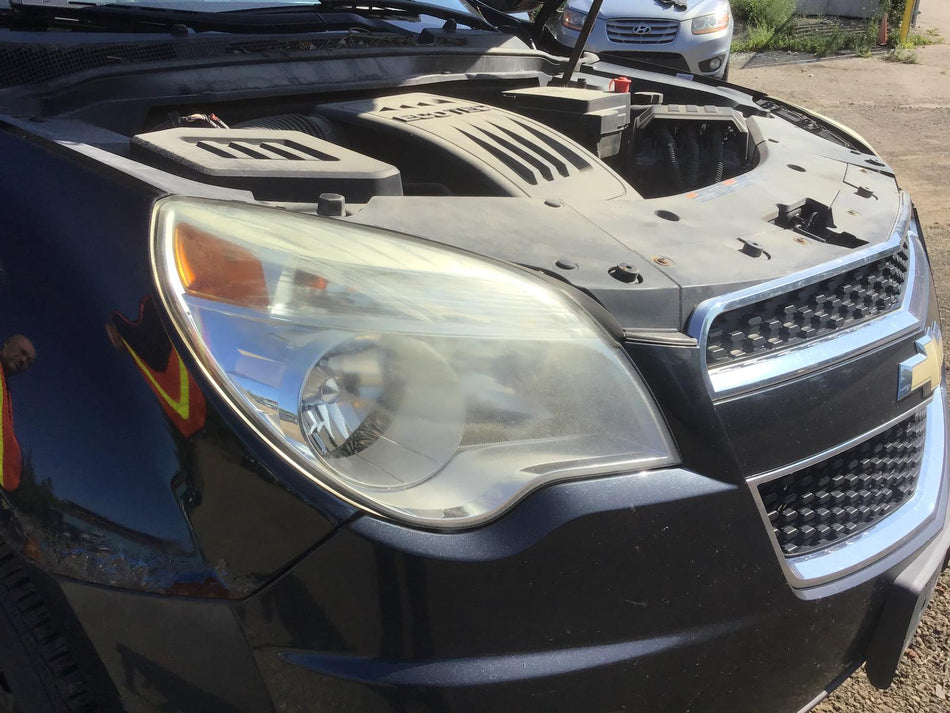 Used OEM RH Halogen Head lamp fits 2010-2015 Equinox 22915377