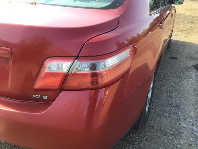 Used OEM RH Tail Light 2007-2009 Camry 8155133490