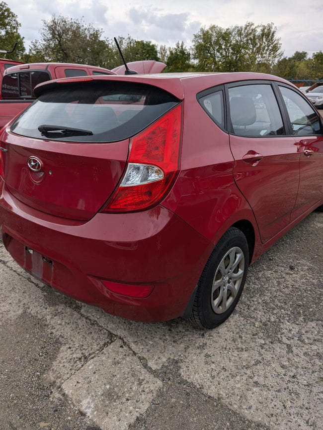 Used OEM RH Tail Light 2012-2017 Hyundai Accent GT 924021R210