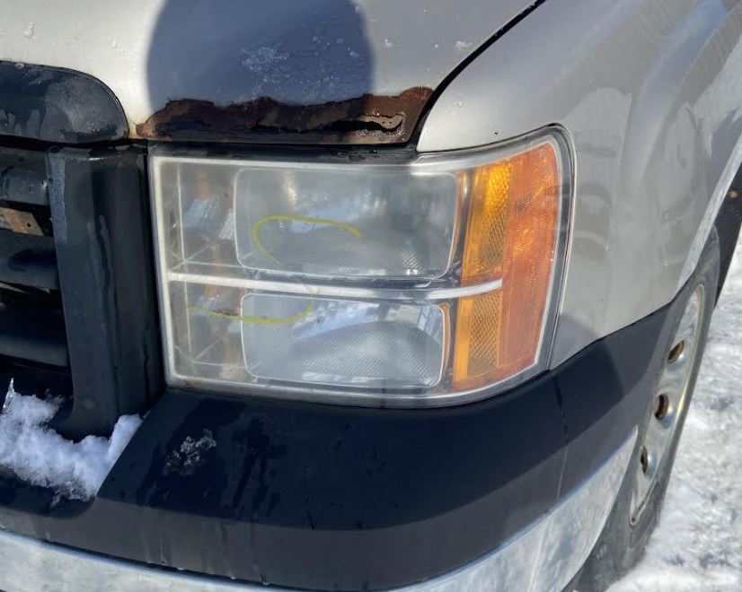 Used OEM LH Headlamp fits 2007-2013 Sierra 1500/Denali 1500, 2007-2014 Sierra 2500/3500, 2011-2014 Denali 2500/3500
