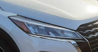 Used OEM RH Passenger Side Halogen Headlight fits 2021-2025 Nissan Kicks 260105R00A