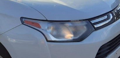 Used OEM RH Passenger side Halogen Headlight fits 2014-2015 Mitsubishi Outlander 8301D100 8301C658