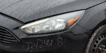 Used OEM LH Headlight fits 2015-2018 Ford Focus F1EZ13008H