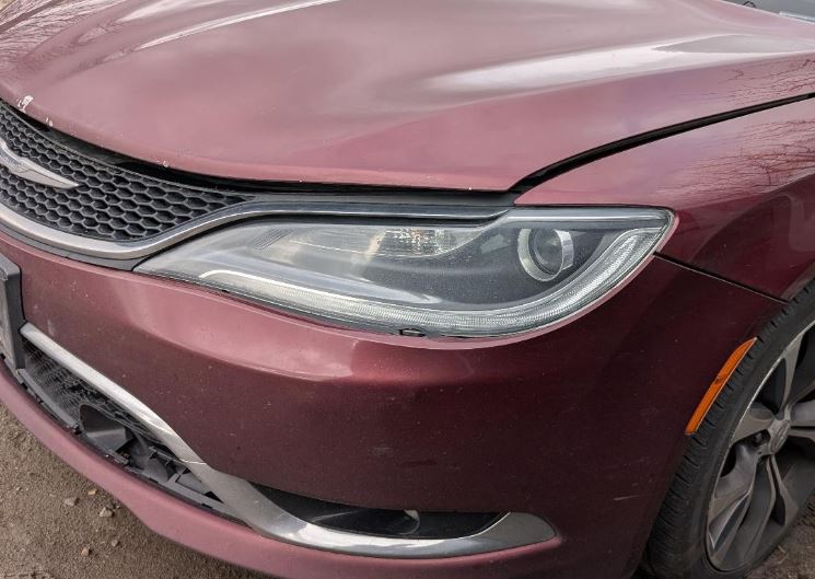 Used OEM LH Driver Side Halogen Headlight fits 2015-2017 Chrysler 200 68145671AD 68284786AB