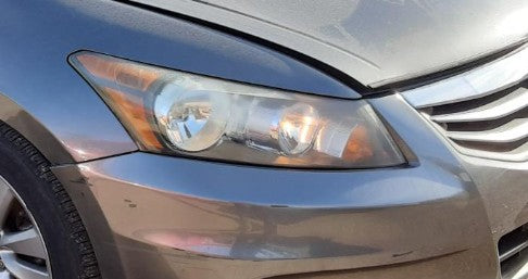 Used OEM RH Passenger side Headlight fits 2008-2012 Honda Accord Sedan 33100TA0A01