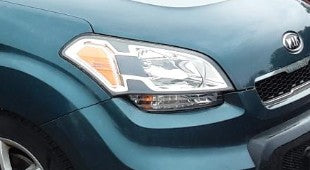 Used OEM RH Passenger side Headlight fits 2010-2011 Kia Soul 921022K030