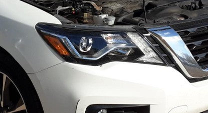 Used OEM RH Passenger side LED Headlight fits 2017-2020 Nissan Pathfinder 260109PF1A