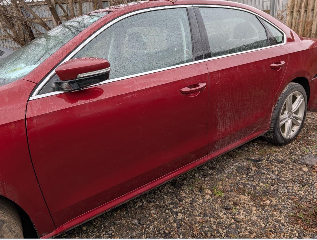 Used A-Grade OEM L Front Door fits 2013-2015 Volkswagen Passat 561831055B