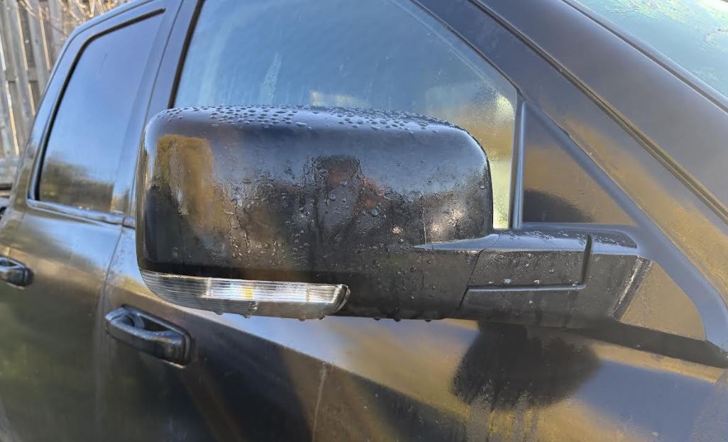 Used OEM R Door Mirror fits 2009-2012 Dodge 1500 Pickup 1FX361DMAD 1QL201DMAA