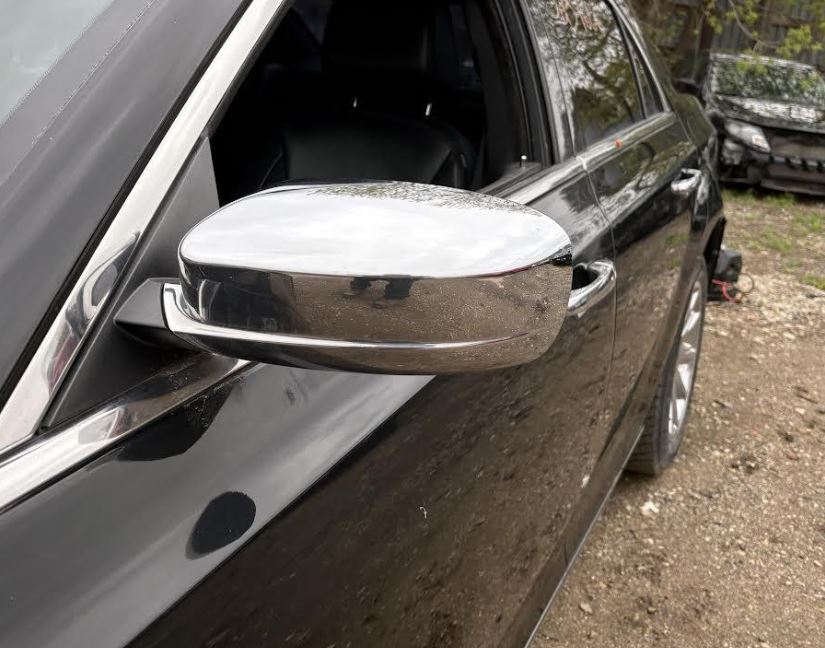 Used OEM LH Driver Door Mirror w/o turn signal fits 2011-2014 Chrysler 300 57010337AD