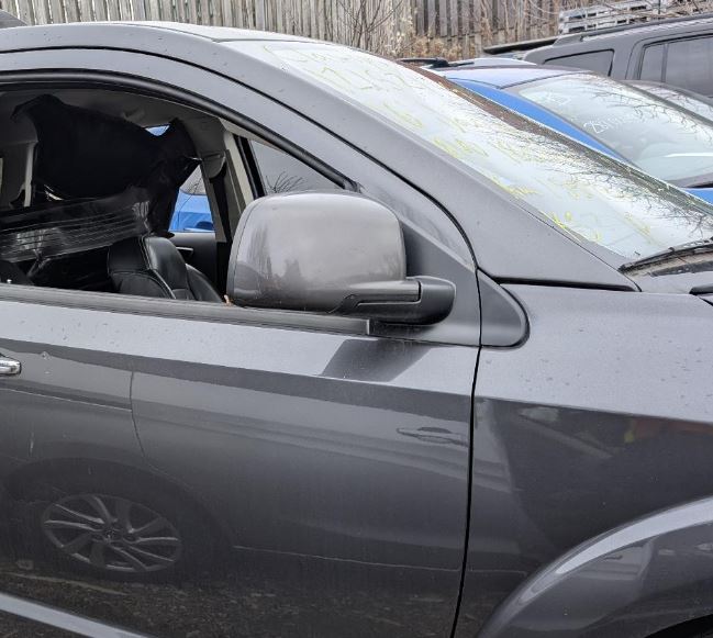 Used OEM R Door Mirror fits 2009-2020 Dodge Journey 1CE341W3AE